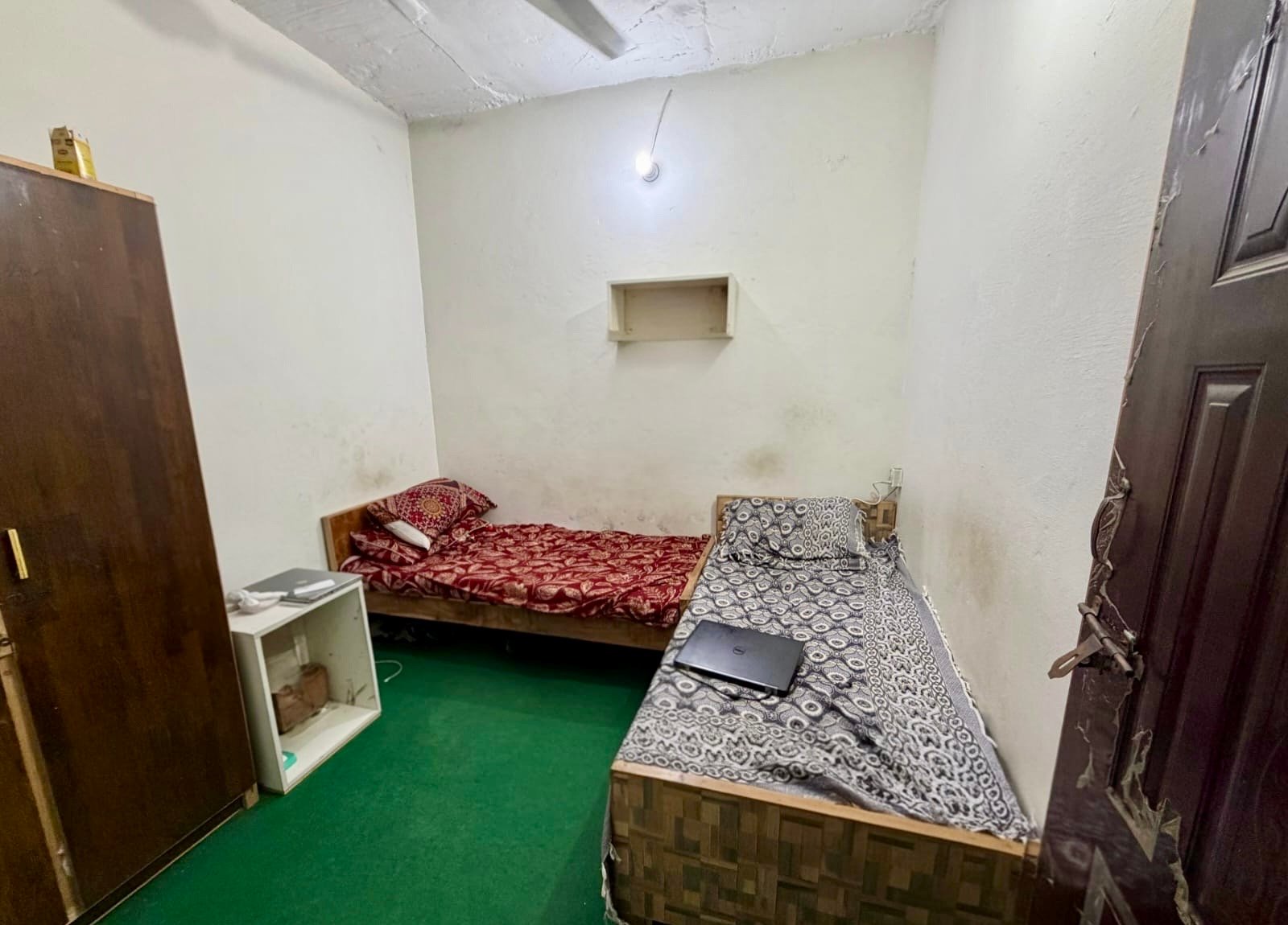 2 Seater Room
